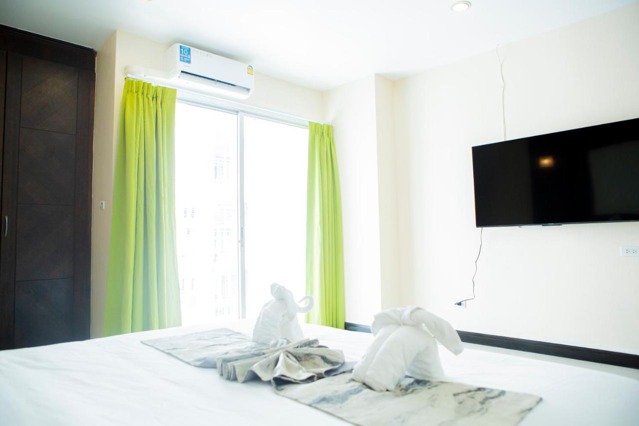 Blue Skyline Hotel Patong Buitenkant foto